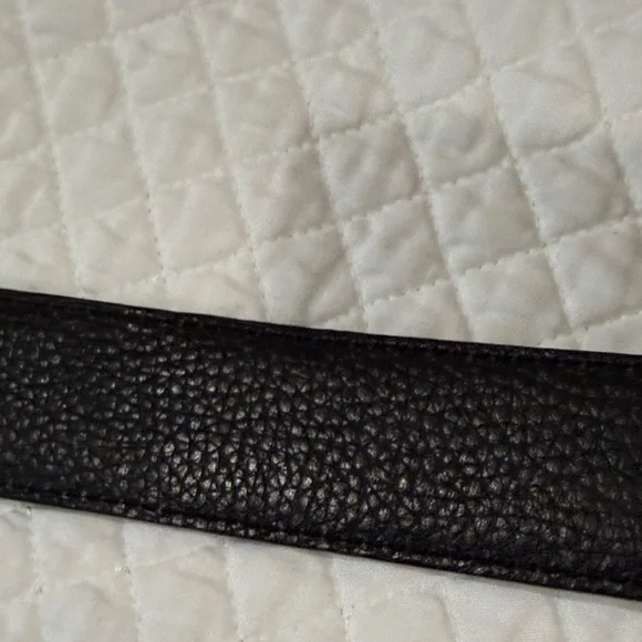 Black Leather Belt with H Silver Buckle - Picture 3 of 6